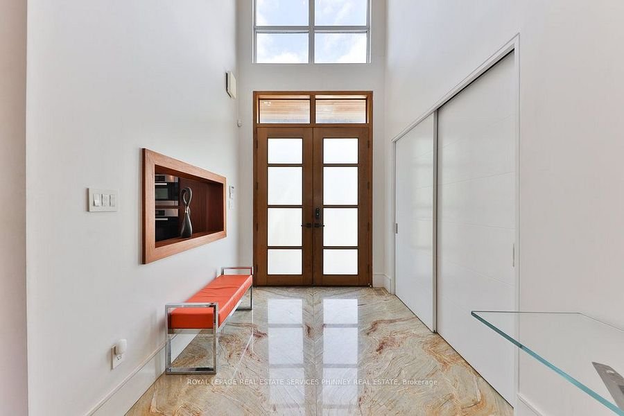 Mississauga rental photo 1