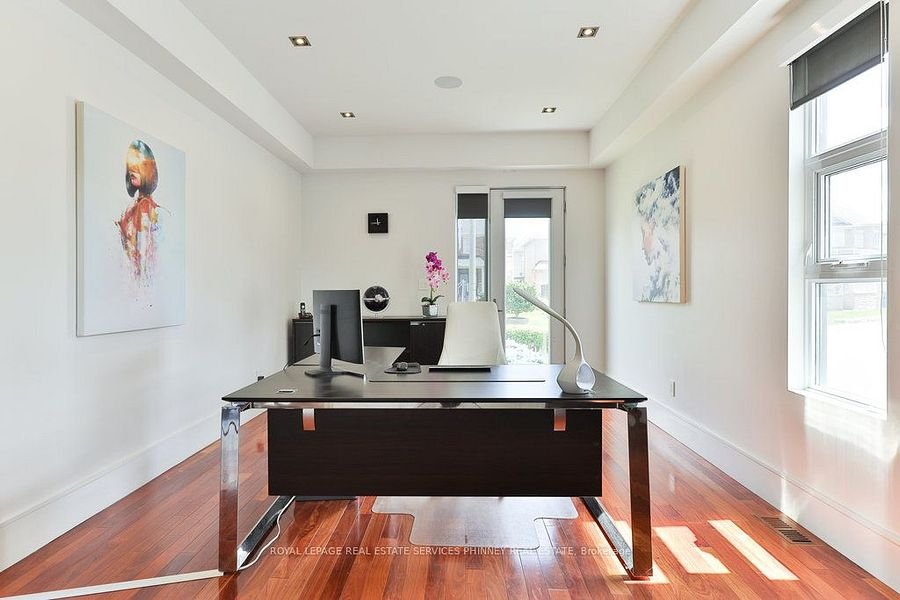 Mississauga rental photo 8